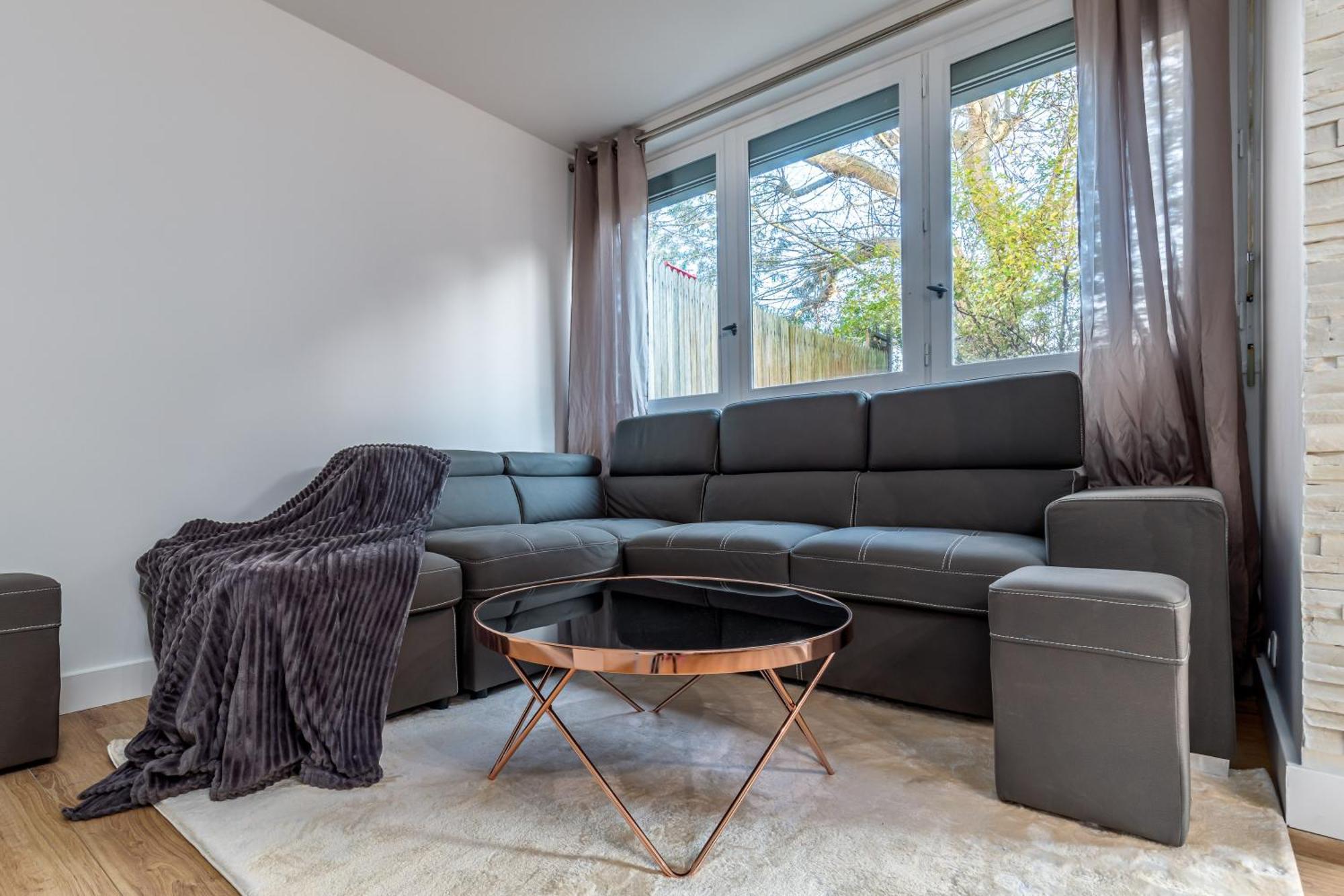 Appartamento Oasis Urbaine For 8 Near To Paris Villejuif Esterno foto